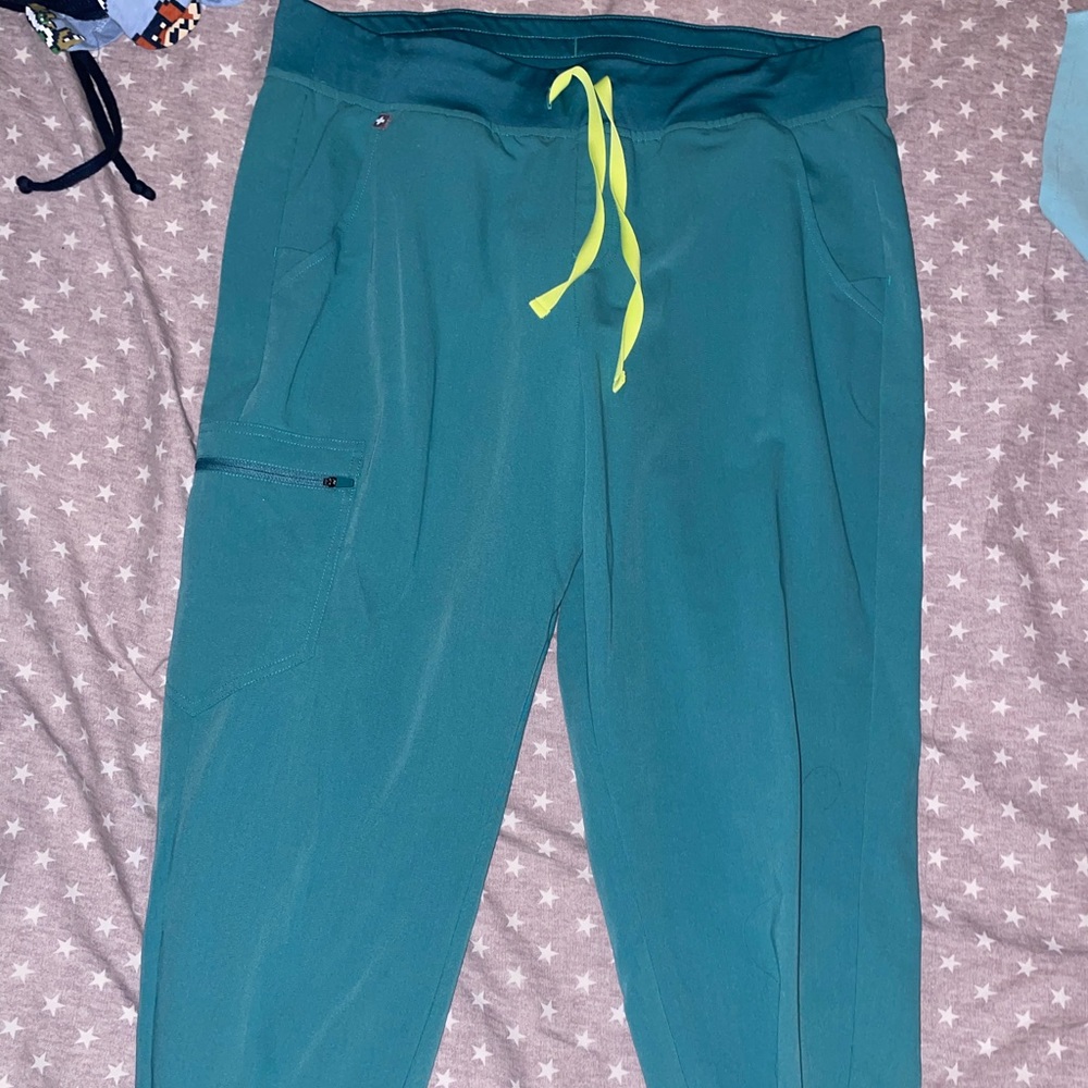 LARGE PETITE MARINE JOGGERS FIGS